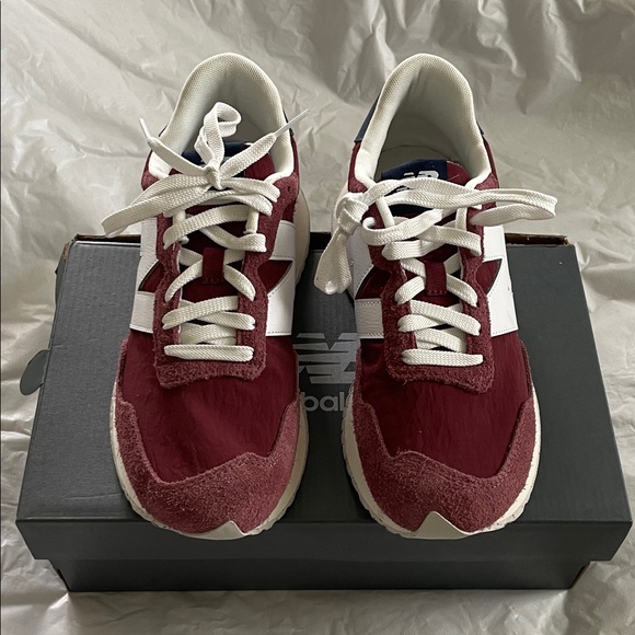 New Balance 237 Burgundy and White Sneakers Size-9.5 NWT - Picture 8 of 15